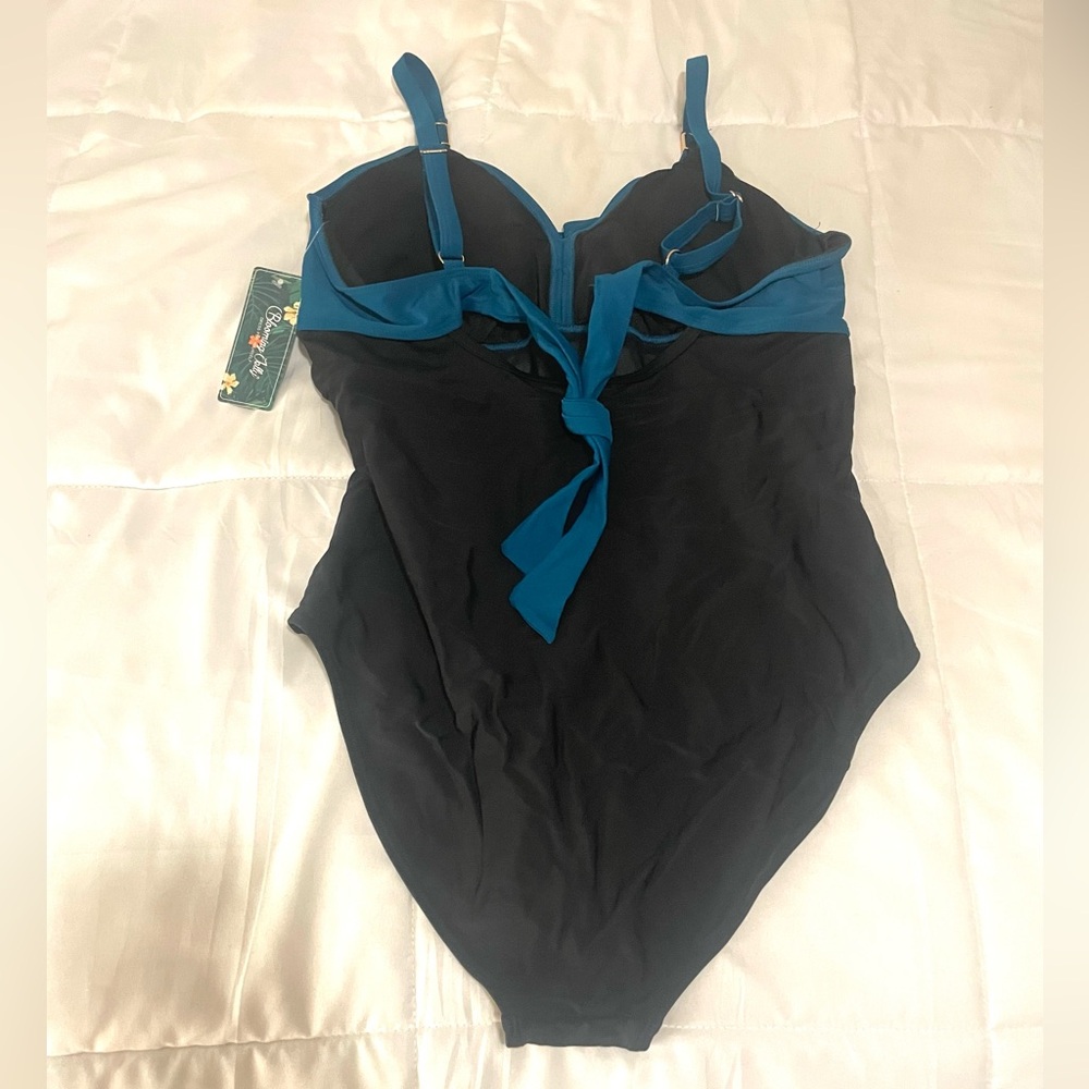 Blooming Jelly One Piece Swimsuit - Picture 7 of 10